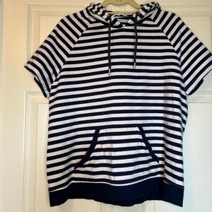 Northern Reflections Striped Short-Sleeve Hoodie - Navy & White